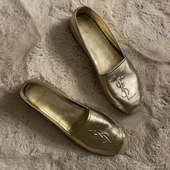 New YSL Logo Embossed Metallic Leather Espadrilles - Picture 7 of 13